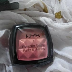 💖 3 for $15 💖 NYX Powder Blush in "Pinched"